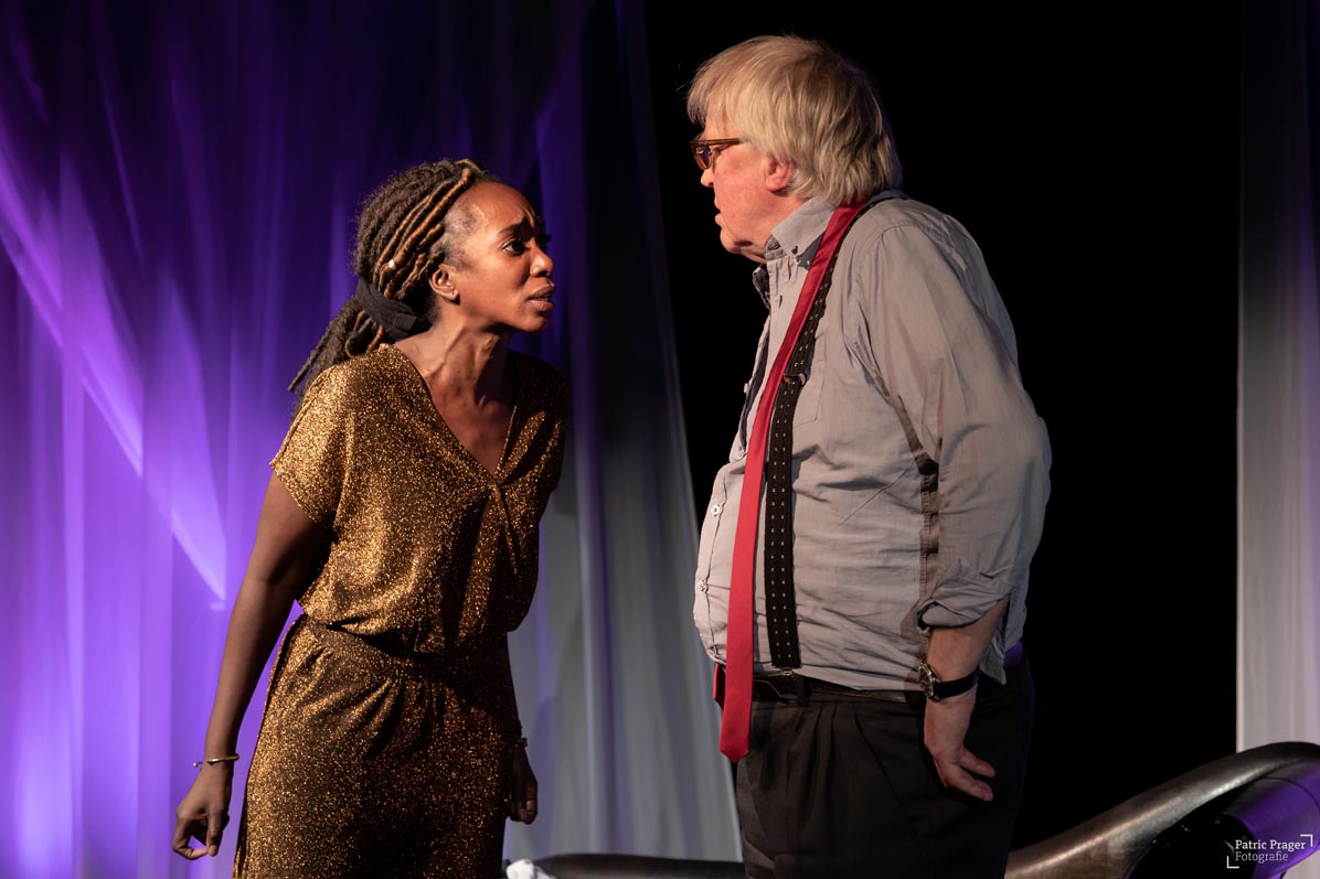 Vier Stern Stunden Foto: Kleines Theater